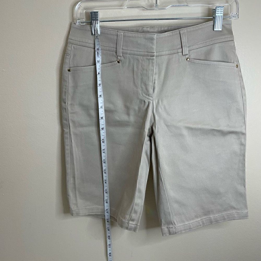 Cache| Bermuda| shorts| Has stretch| Thick material - Picture 4 of 11